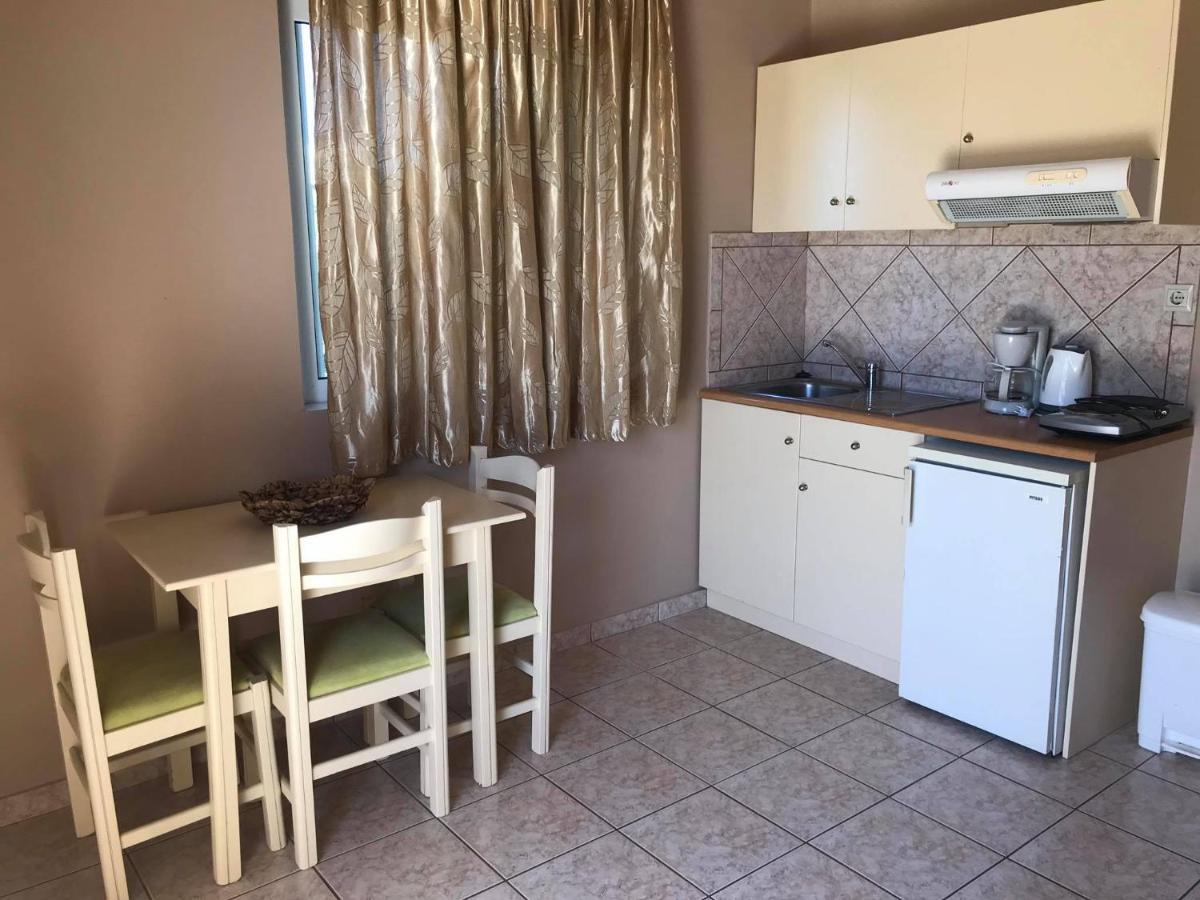 Kydoni Apartments And Studios Aγία Μαρίνα Εξωτερικό φωτογραφία
