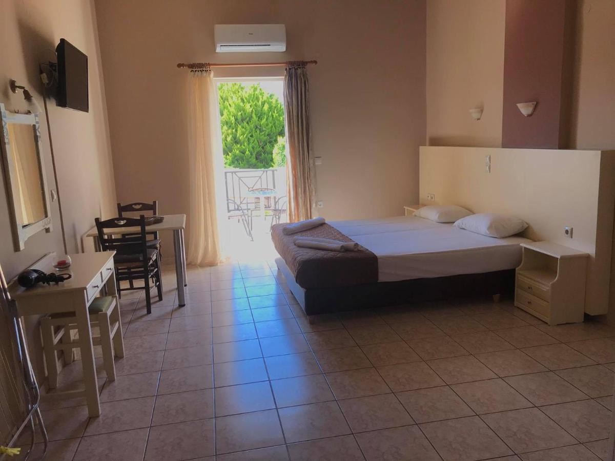 Kydoni Apartments And Studios Aγία Μαρίνα Εξωτερικό φωτογραφία