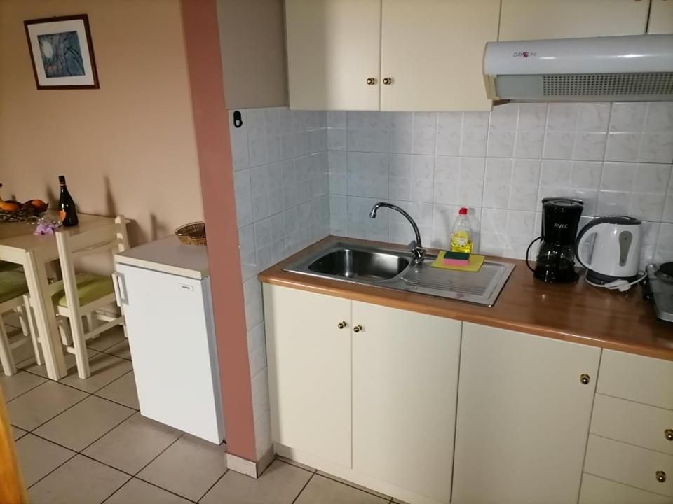 Kydoni Apartments And Studios Aγία Μαρίνα Εξωτερικό φωτογραφία